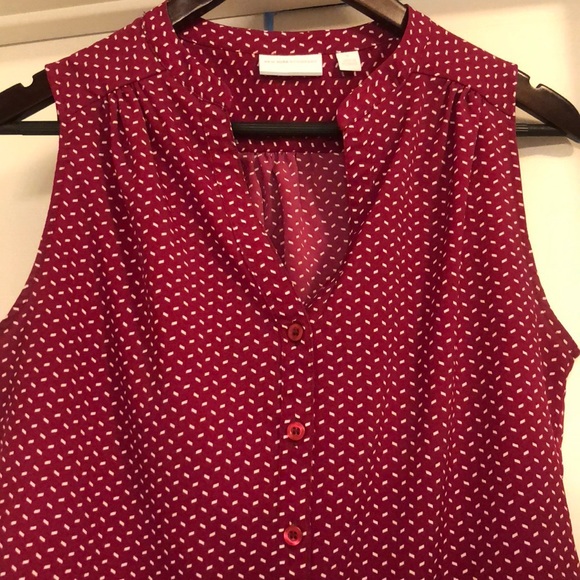NY&Co, hot pink sleeveless top - Picture 2 of 5